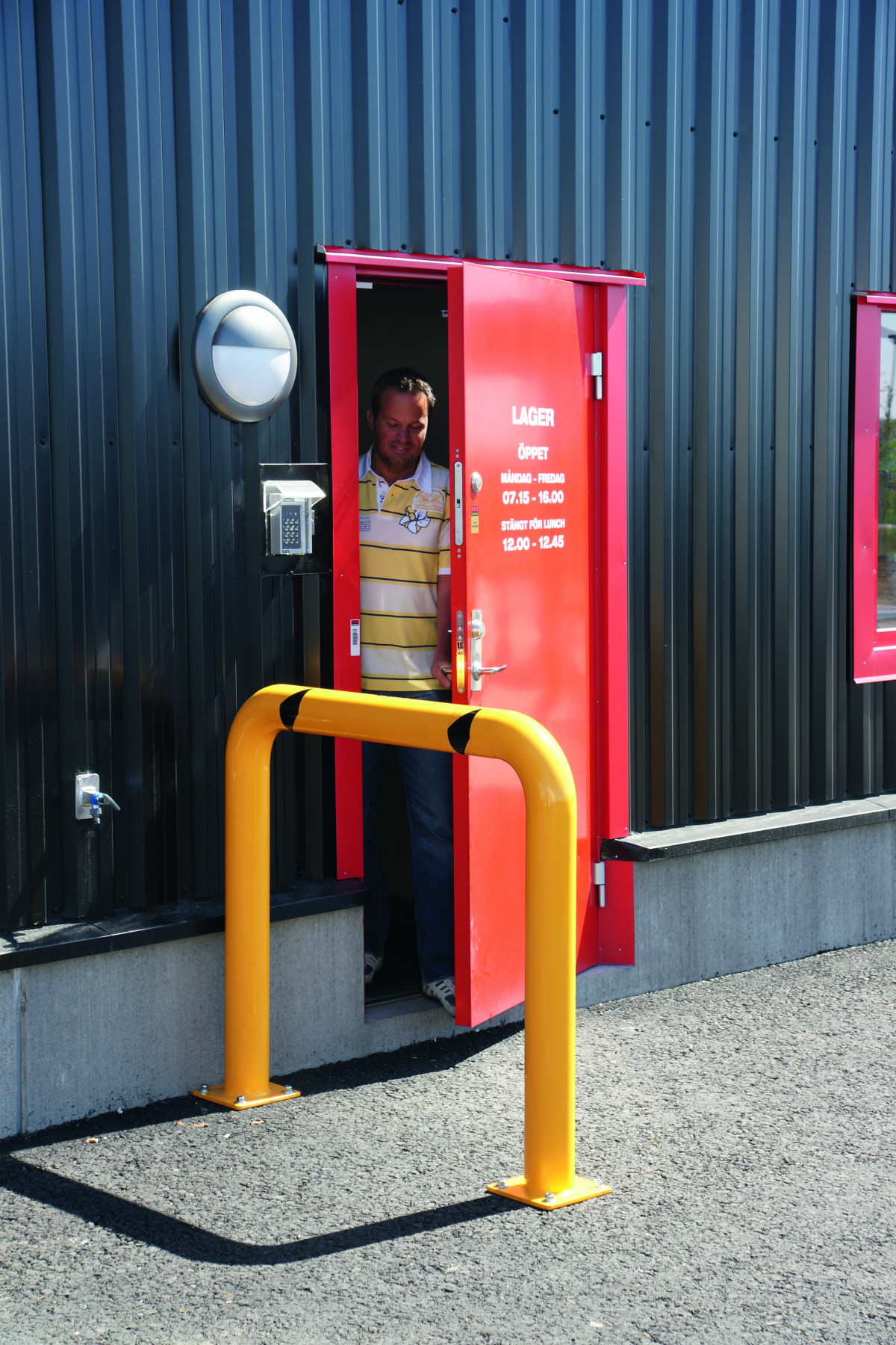 U formos aukšto profilio apsauga