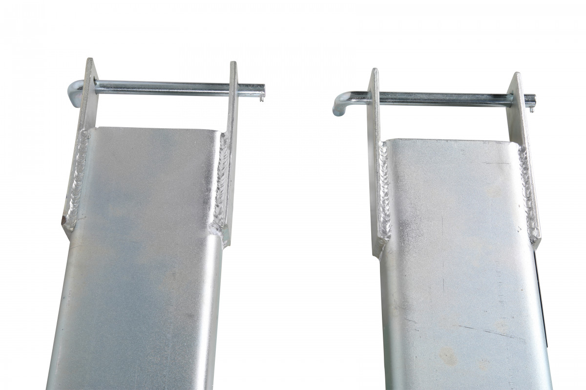 Cinkuotos šakinio krautuvo šakės su tvirtinimo kaiščiu 2000mm ilgio